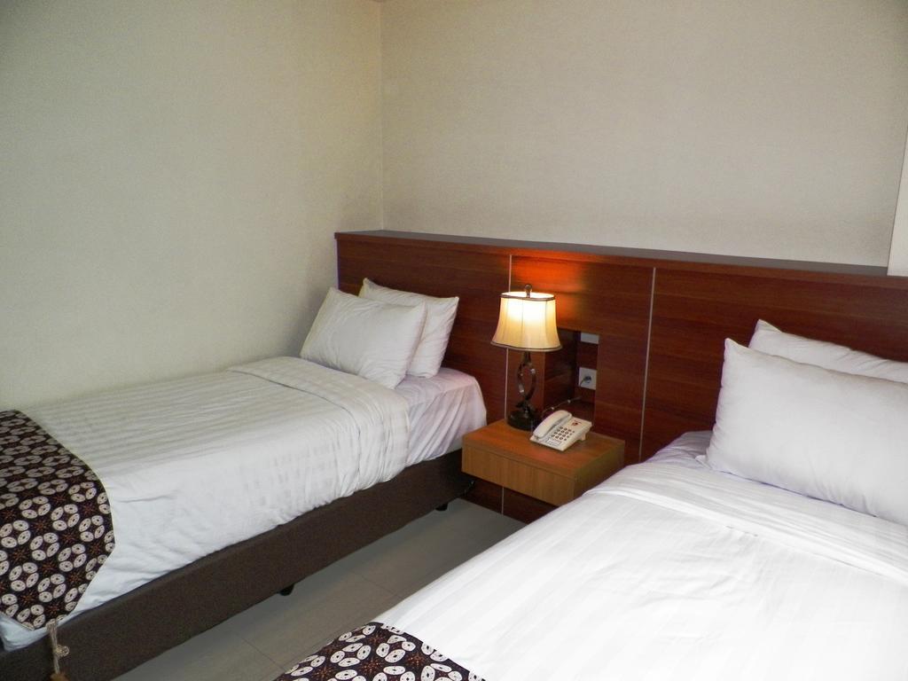 Maranatha Grand Hotel Jogjakarta Kamer foto