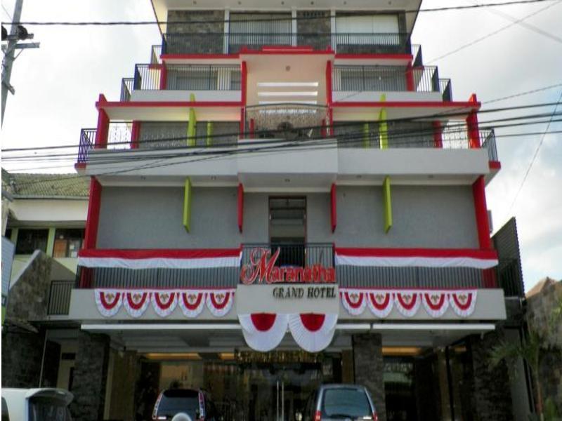 Maranatha Grand Hotel Jogjakarta Buitenkant foto