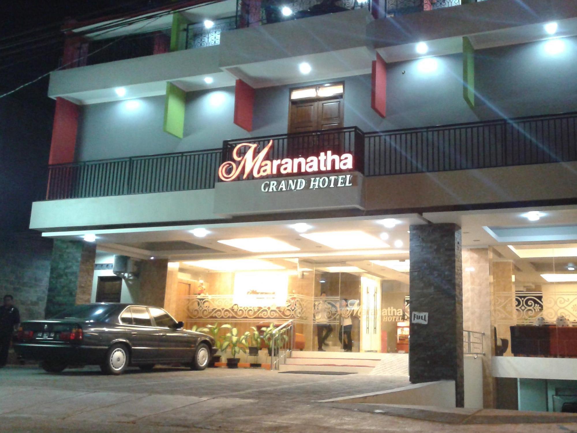 Maranatha Grand Hotel Jogjakarta Buitenkant foto